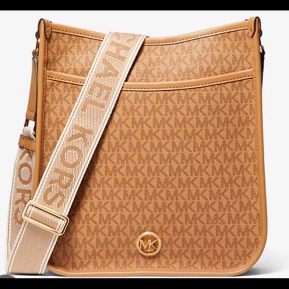 NWT Woman's Handbags / Michael Kors/ Luisa/ Large/North South/ Messenger/Peanut - Picture 3 of 13